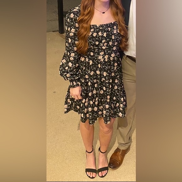 Altar’d State long sleeve dress - Picture 4 of 4